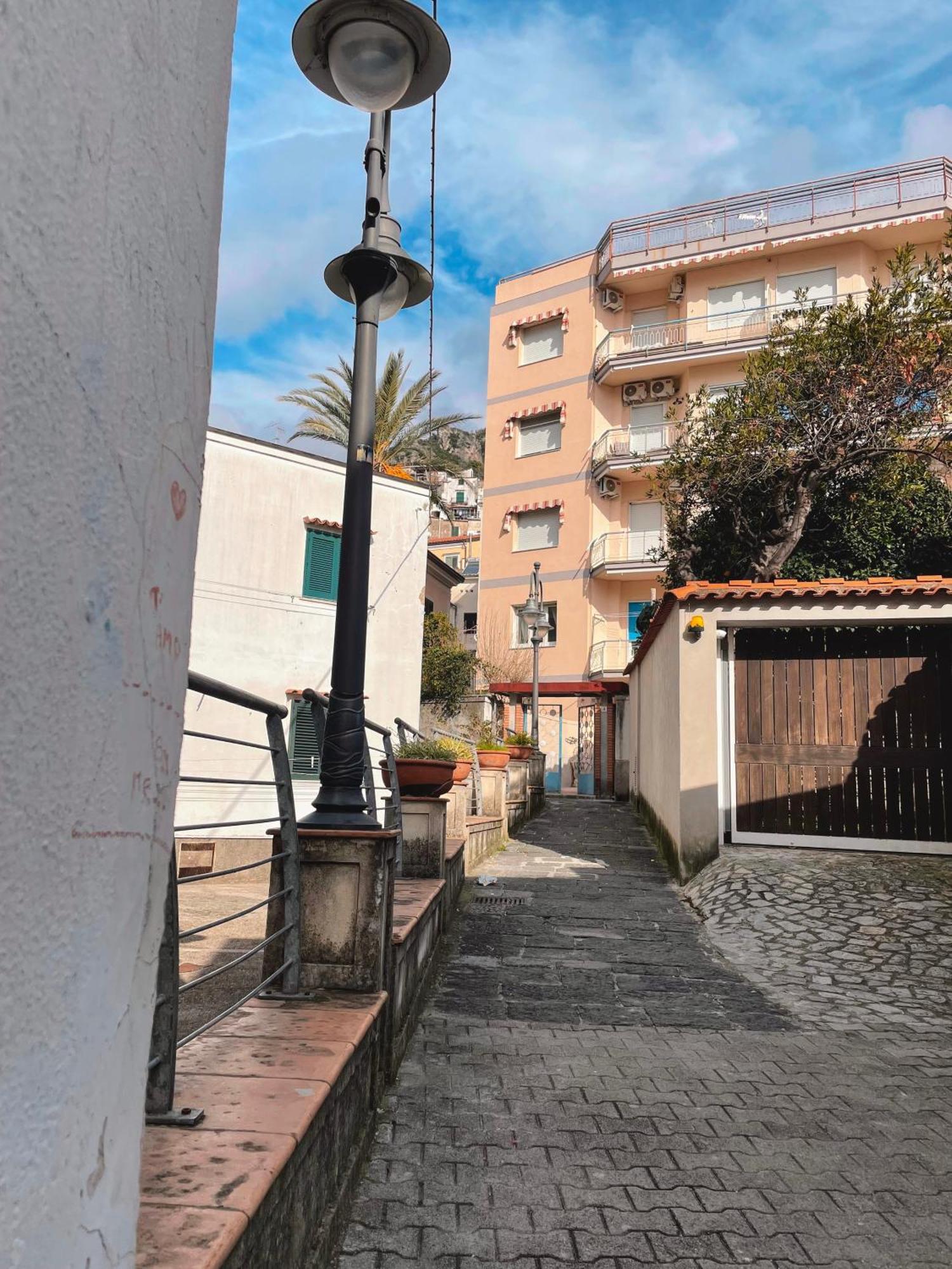 Putechella'S Apartments Maiori Extérieur photo